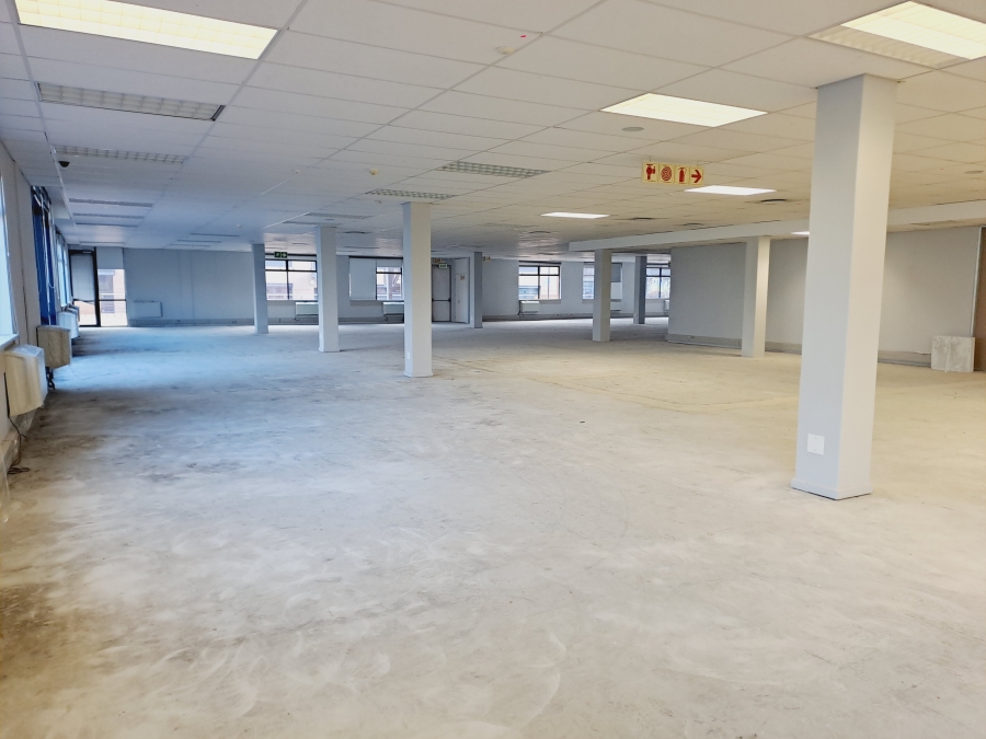 To Let commercial Property for Rent in Plattekloof Western Cape